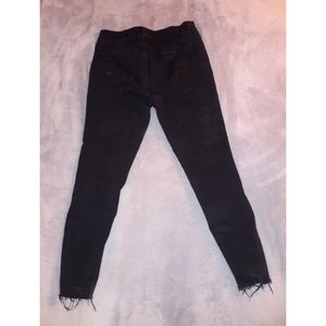 black skinny jeans